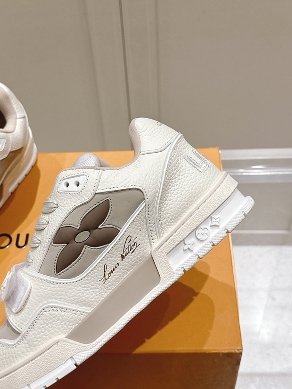 ルイヴィトン靴着用イメージ